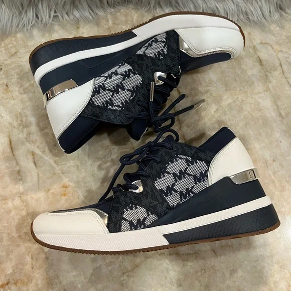 Michael Kors Liv Trainer Wedge Sneaker Women’s Blue (HJ22A. NEW - Picture 11 of 11